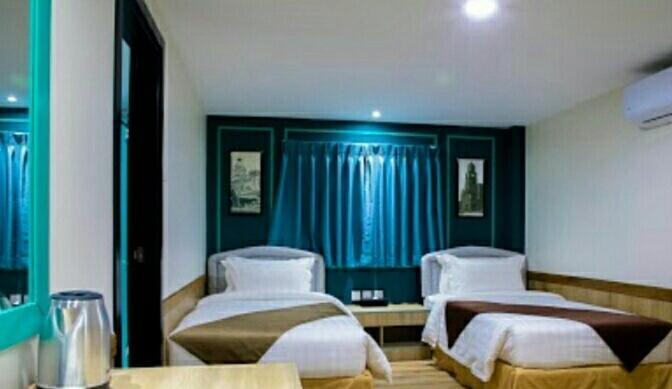 Sanctuary Hotel Yangon Esterno foto