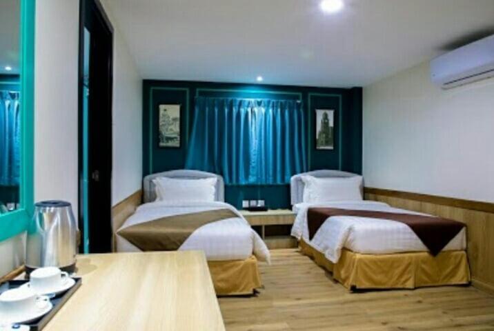 Sanctuary Hotel Yangon Esterno foto